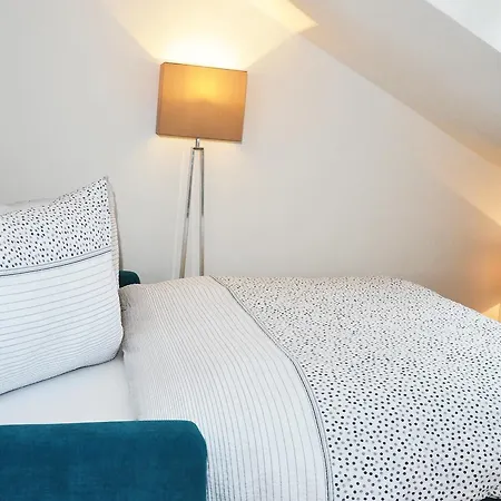 - Gabreta Premium Apartment Stozec